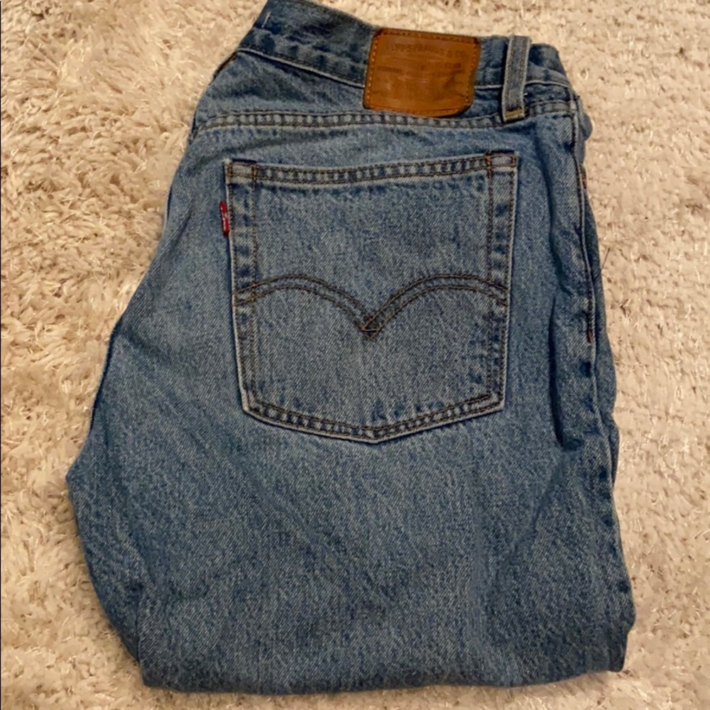 Medium wash Levi jeans